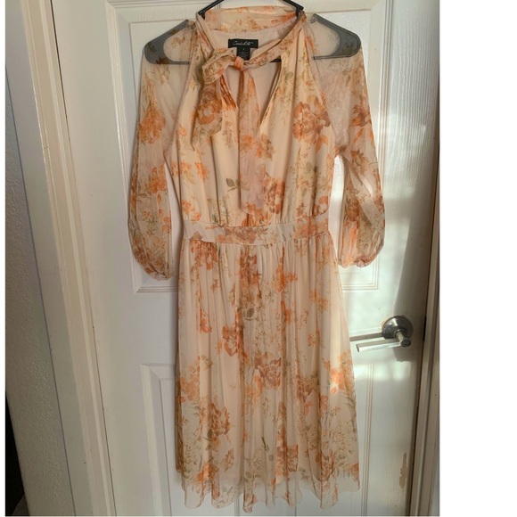 Candalite Dresses & Skirts - 💕vandalize women size S dress